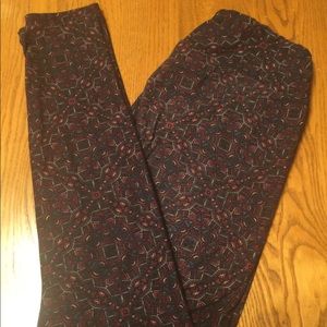 ✨$5 Bargain✨ OS LuLaRoe Leggings